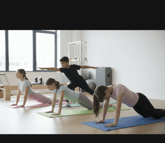 거북목과 척추 측만증 안녕! 학업 효율을 높이는 ‘학생 맞춤형 필라테스’