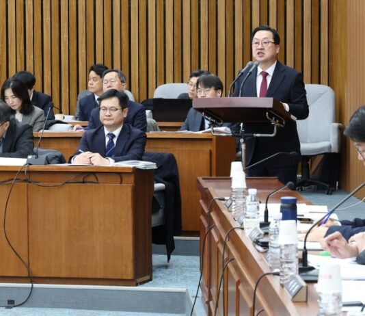 이장우 시장, 행정통합 특별법안 사수위해 국회 방문